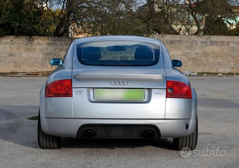 Usata Audi TT 179 CV (131 kW) 1999 Grigio Coupé