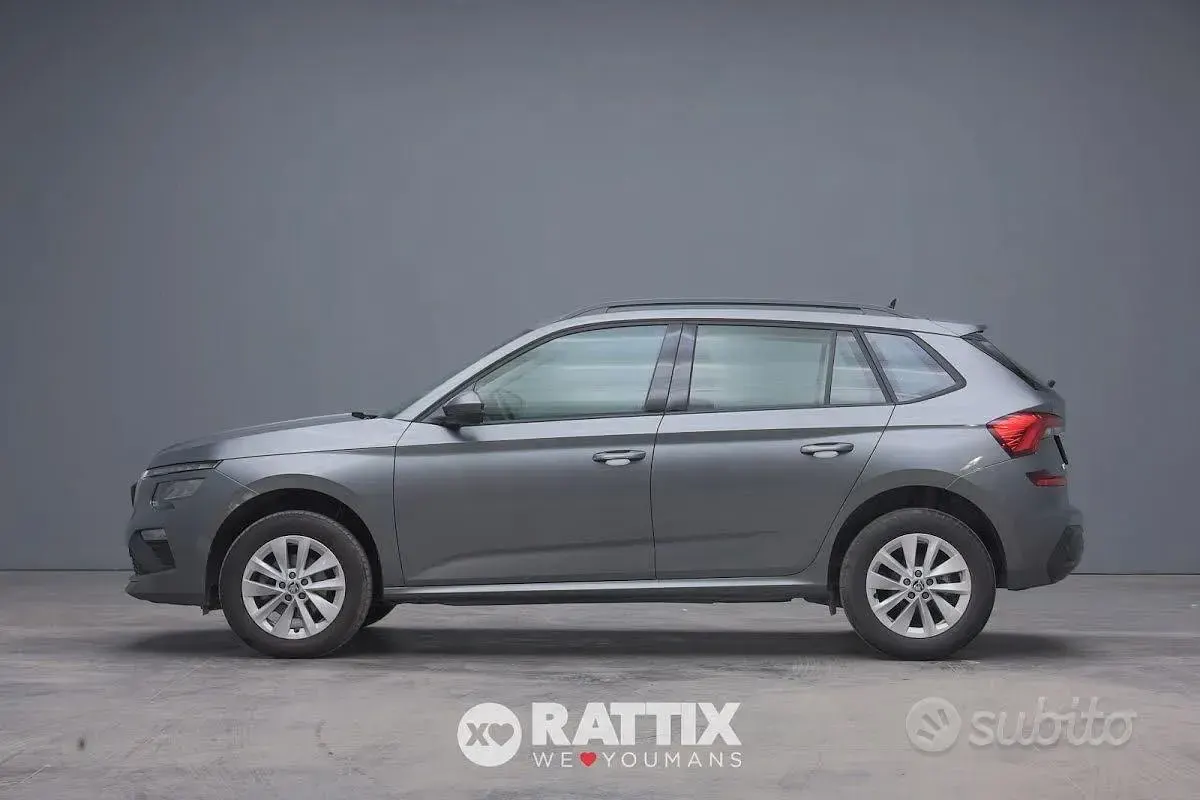 Usata Skoda Kamiq Ambition 95 CV (69 kW) 2024 Grigio graphite SUV