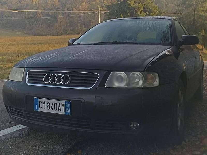Usata Audi A3 Ambiente 131 CV (96 kW) 2003 Nero Utilitaria