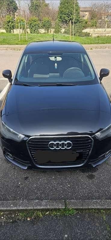 Usata Audi A1 Attraction 86 CV (63 kW) 2011 Nero Utilitaria