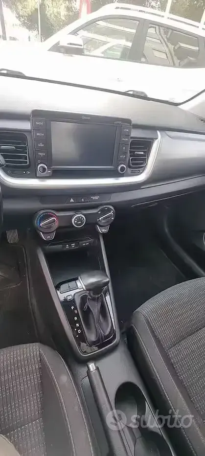 Usata Kia Stonic 120 CV (88 kW) 2018 SUV