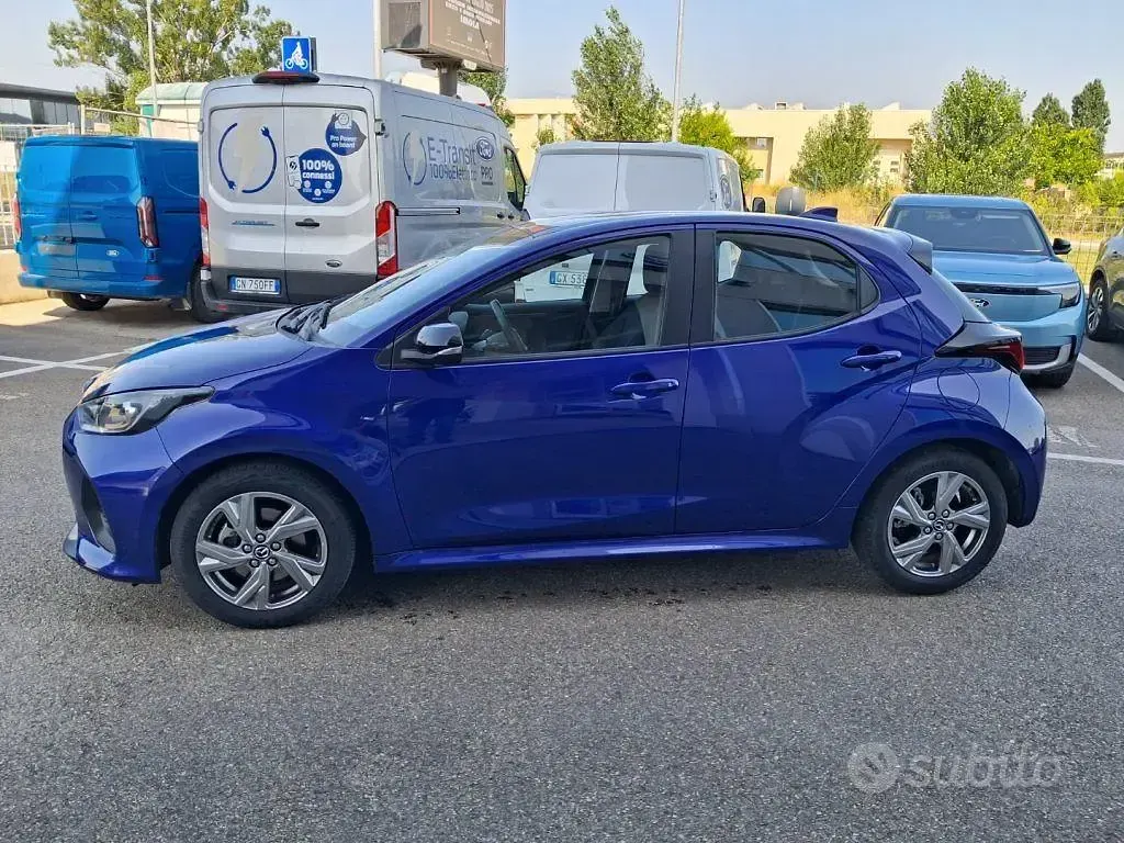 Usata Mazda 2 Exclusive-Line 92 CV (67 kW) 2024 Blu Utilitaria