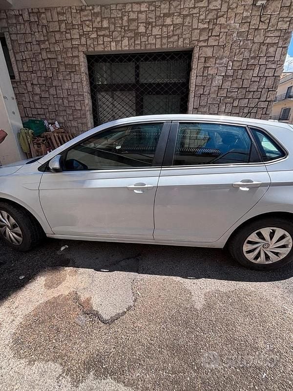 Usata VW Polo Trendline 65 CV (47 kW) 2019 Bianco Berlina