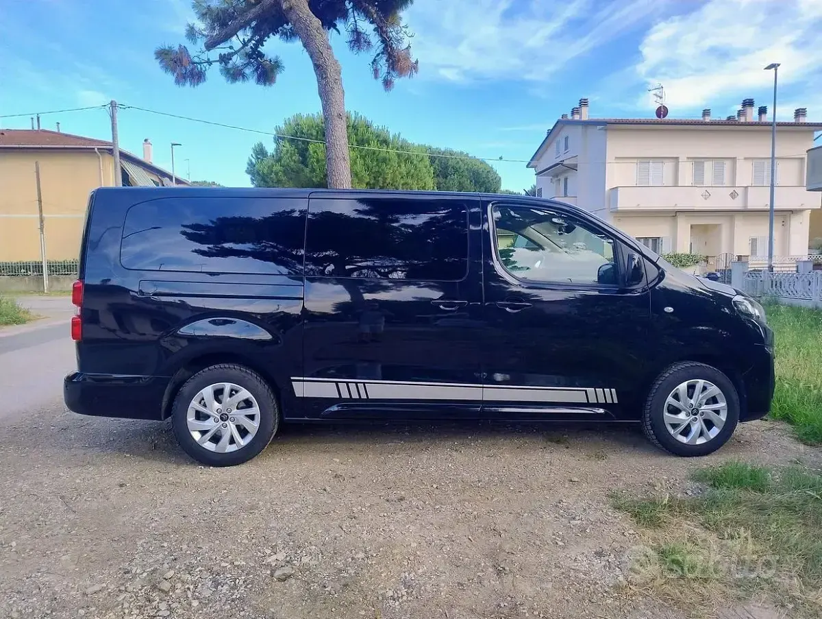 Usata Citroën Spacetourer 120 CV (88 kW) 2020 Nero Monovolume