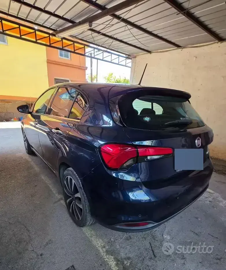 Usata Fiat Tipo 95 CV (69 kW) 2016 Blu Berlina
