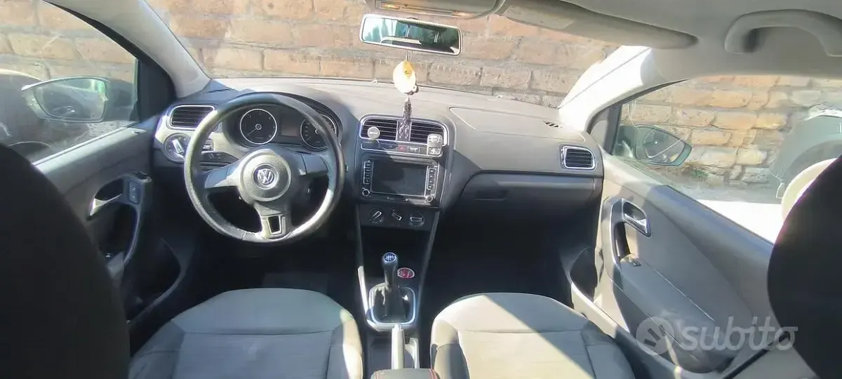 Usata VW Polo 90 CV (66 kW) 2010 Nero Utilitaria