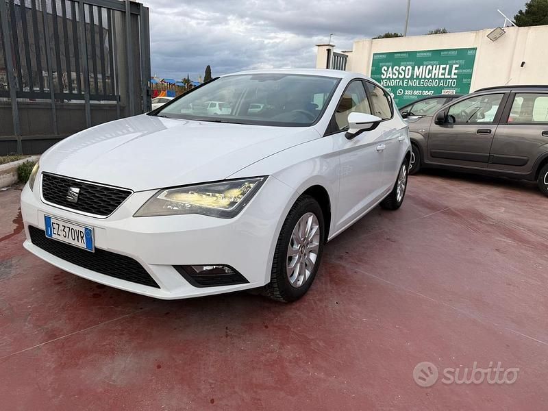 Usata Seat Leon Style 105 CV (77 kW) 2015 Bianco Berlina