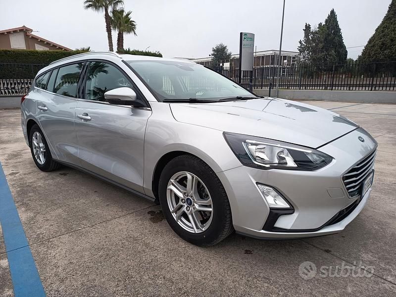 Usata Ford Focus Business Edition 120 CV (88 kW) 2019 Grigio Station wagon