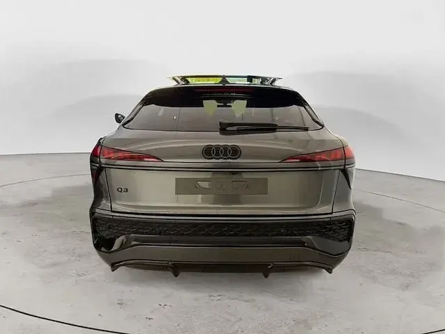 Nuova Audi Q3 Sportback S-Line 150 CV (110 kW) 2026 Grigio daytona perla SUV