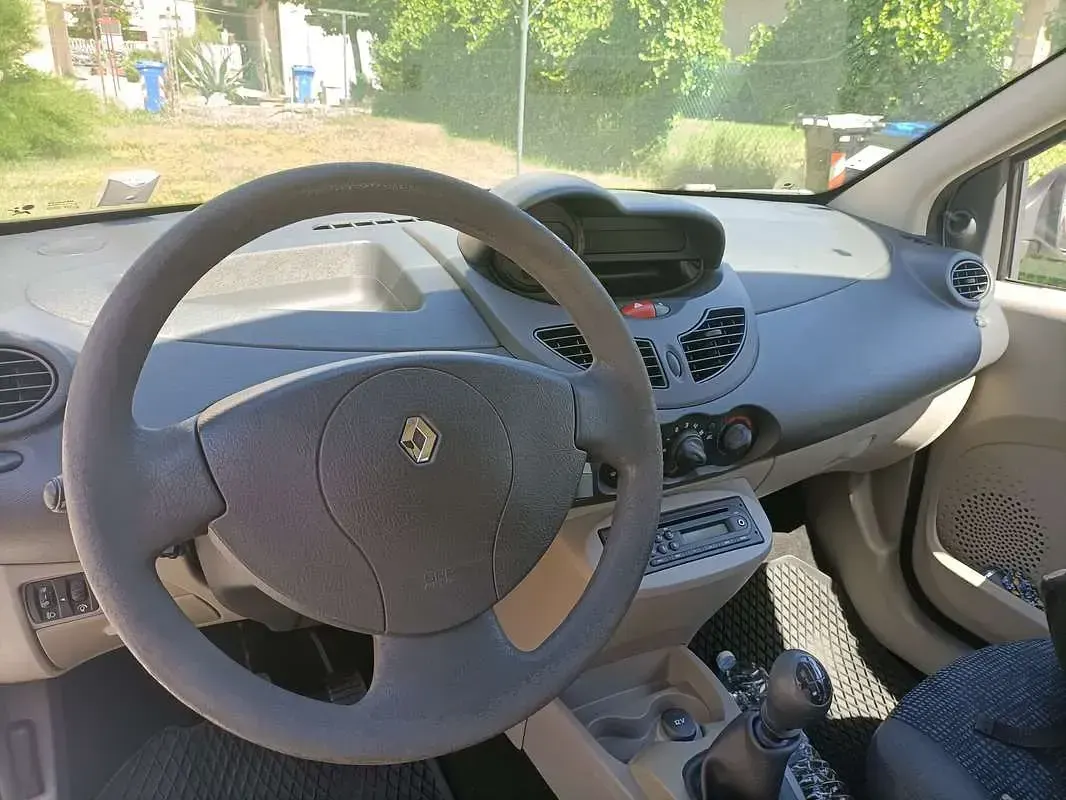 Usata Renault Twingo Dynamique 58 CV (42 kW) 2009 Bianco Utilitaria