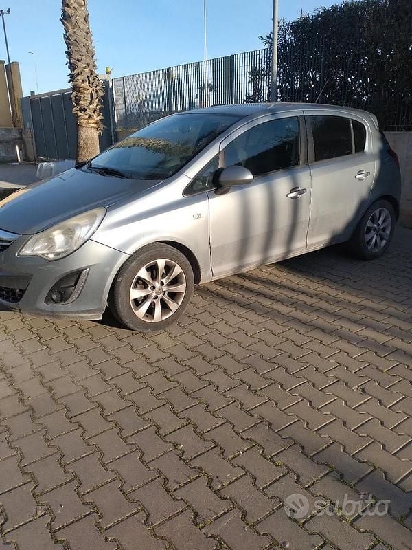 Usata Opel Corsa 2012 Utilitaria
