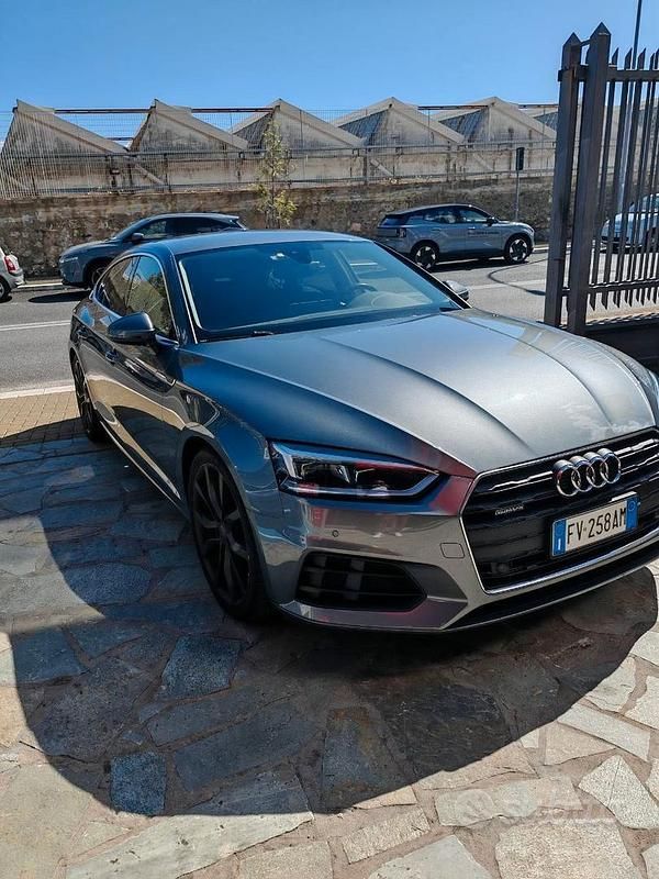 Usata Audi A5 190 CV (139 kW) 2019 Grigio Coupé