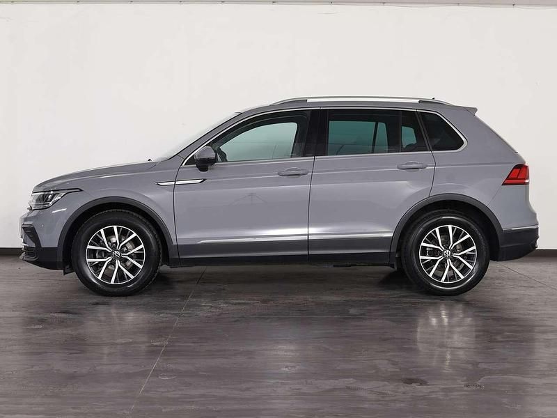 Usata VW Tiguan Life 150 CV (110 kW) 2021 Moonstone grey SUV