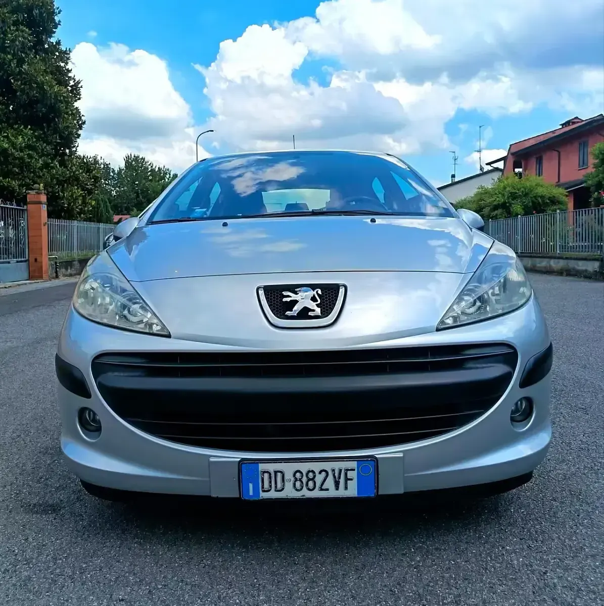 Usata Peugeot 207 68 CV (50 kW) 2006 Argento Berlina