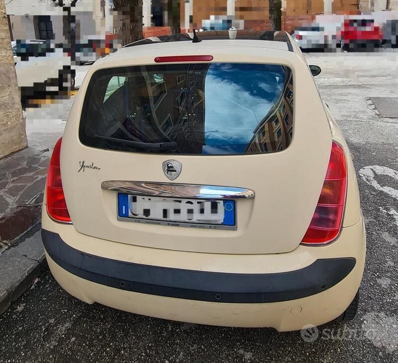 Usata Lancia Ypsilon 60 CV (44 kW) 2005 Utilitaria
