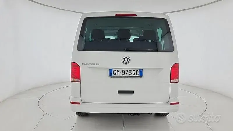 Usata VW Caravelle Trendline 110 CV (80 kW) 2023 Bianco Furgone