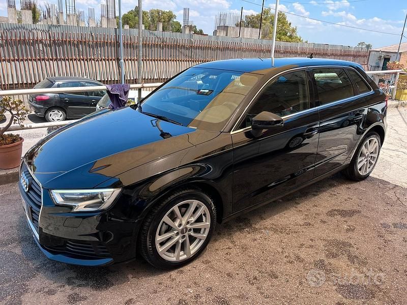 Usata Audi A3 110 CV (80 kW) 2019 Nero Berlina