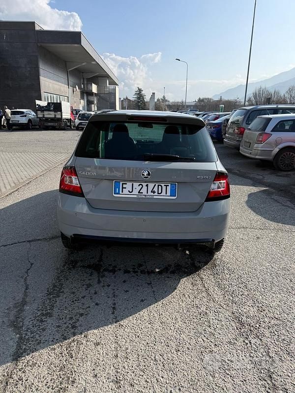 Usata Skoda Fabia 2017 Grigio Berlina