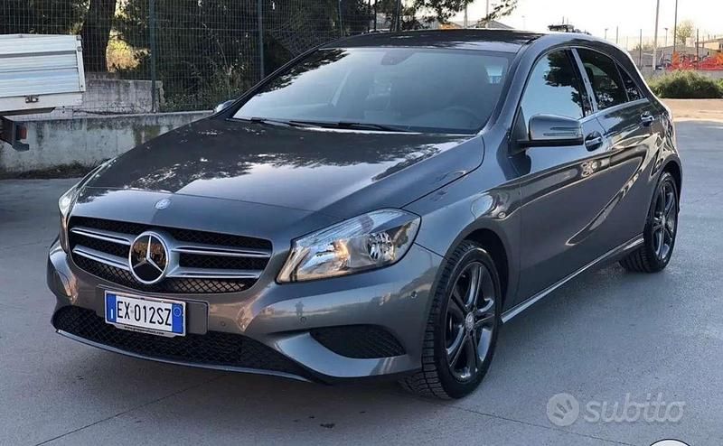 Usata Mercedes A180 109 CV (80 kW) 2014 Monovolume