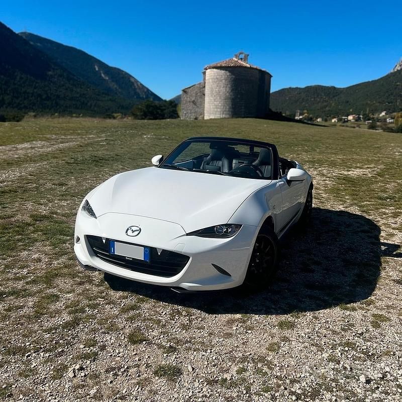 Usata Mazda MX5 Exceed 132 CV (97 kW) 2023 Bianco Cabrio