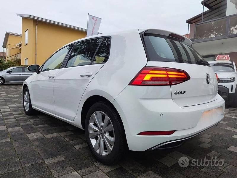 Usata VW Golf VII Business 131 CV (96 kW) 2019 Bianco Berlina