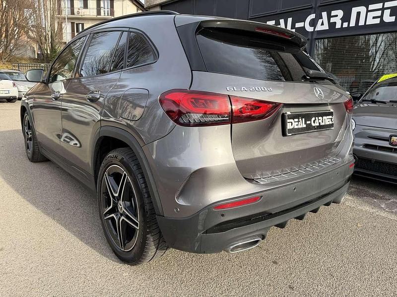 Usata Mercedes GLA200 Premium 150 CV (110 kW) 2023 Grigio SUV