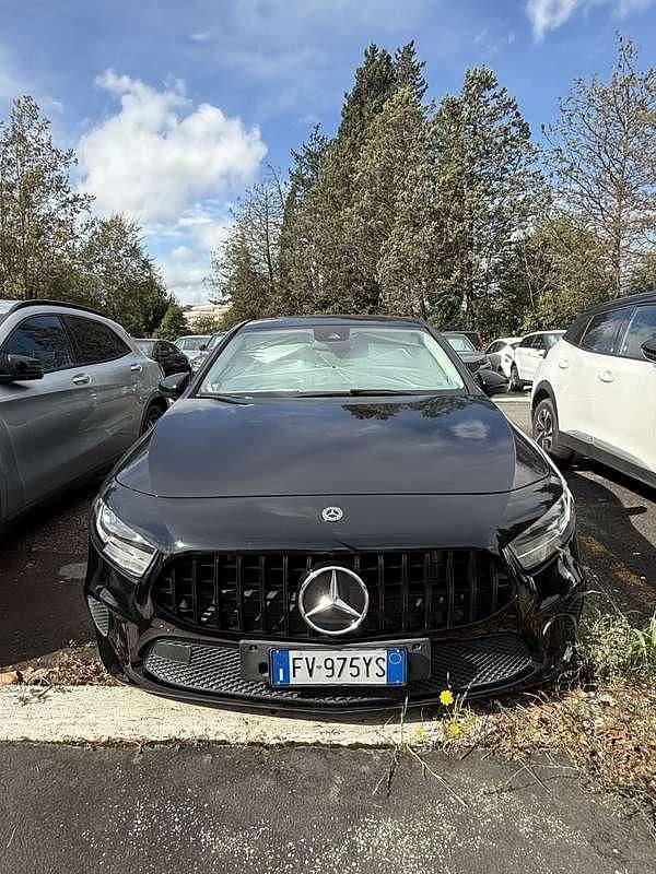 Usata Mercedes A180 Premium 116 CV (85 kW) 2019 Berlina