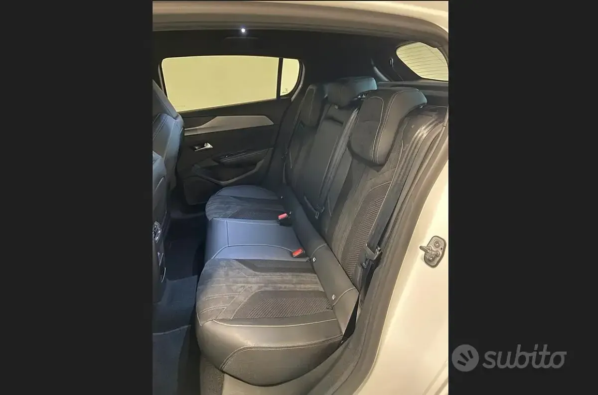 Usata Peugeot 308 GT 131 CV (96 kW) 2022 Bianco Berlina