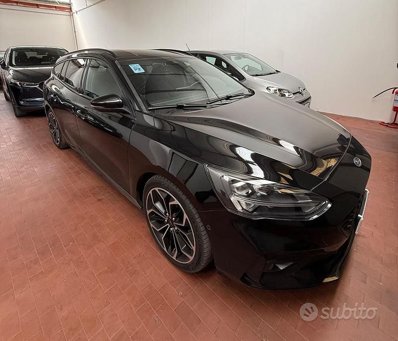 Usata Ford Focus ST 150 CV (110 kW) 2020 Nero Station wagon