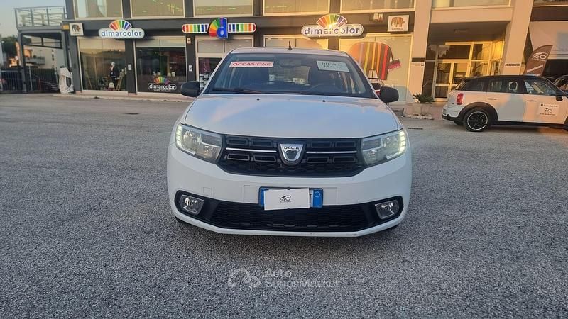 Usata Dacia Sandero Ambiance 75 CV (55 kW) 2017 Bianco Berlina