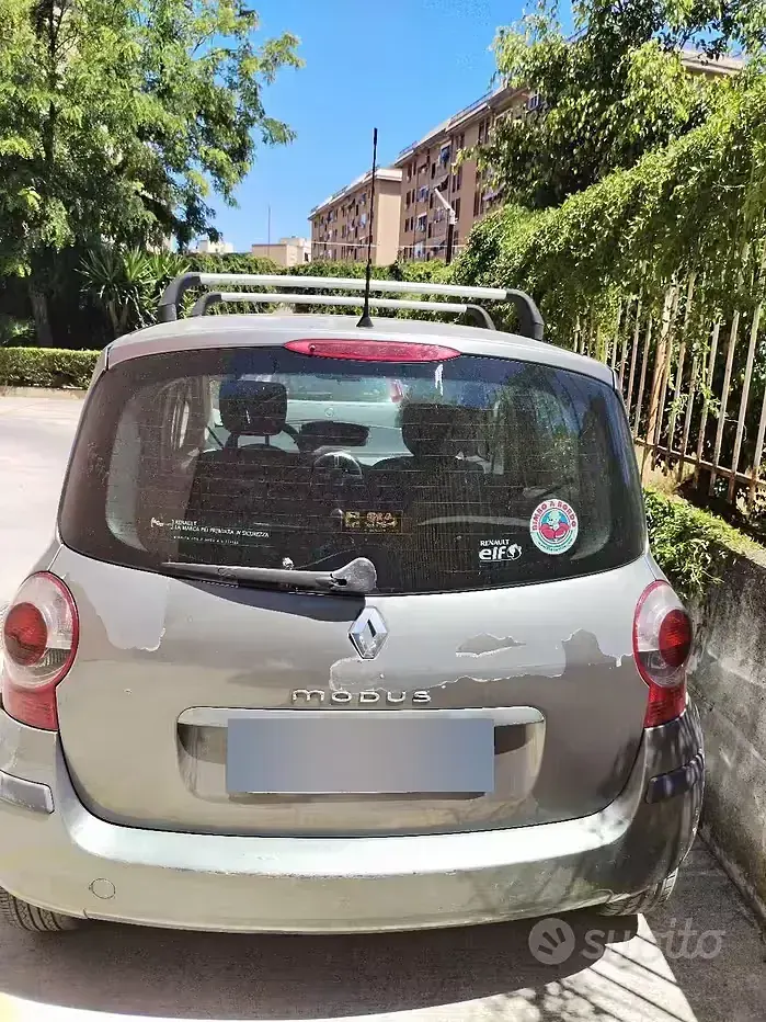 Usata Renault Modus 106 CV (77 kW) 2007 Grigio Monovolume