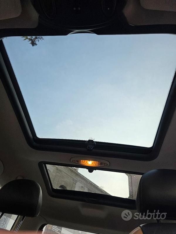 Usata Mini Cooper 90 CV (66 kW) 2003 Nero Utilitaria