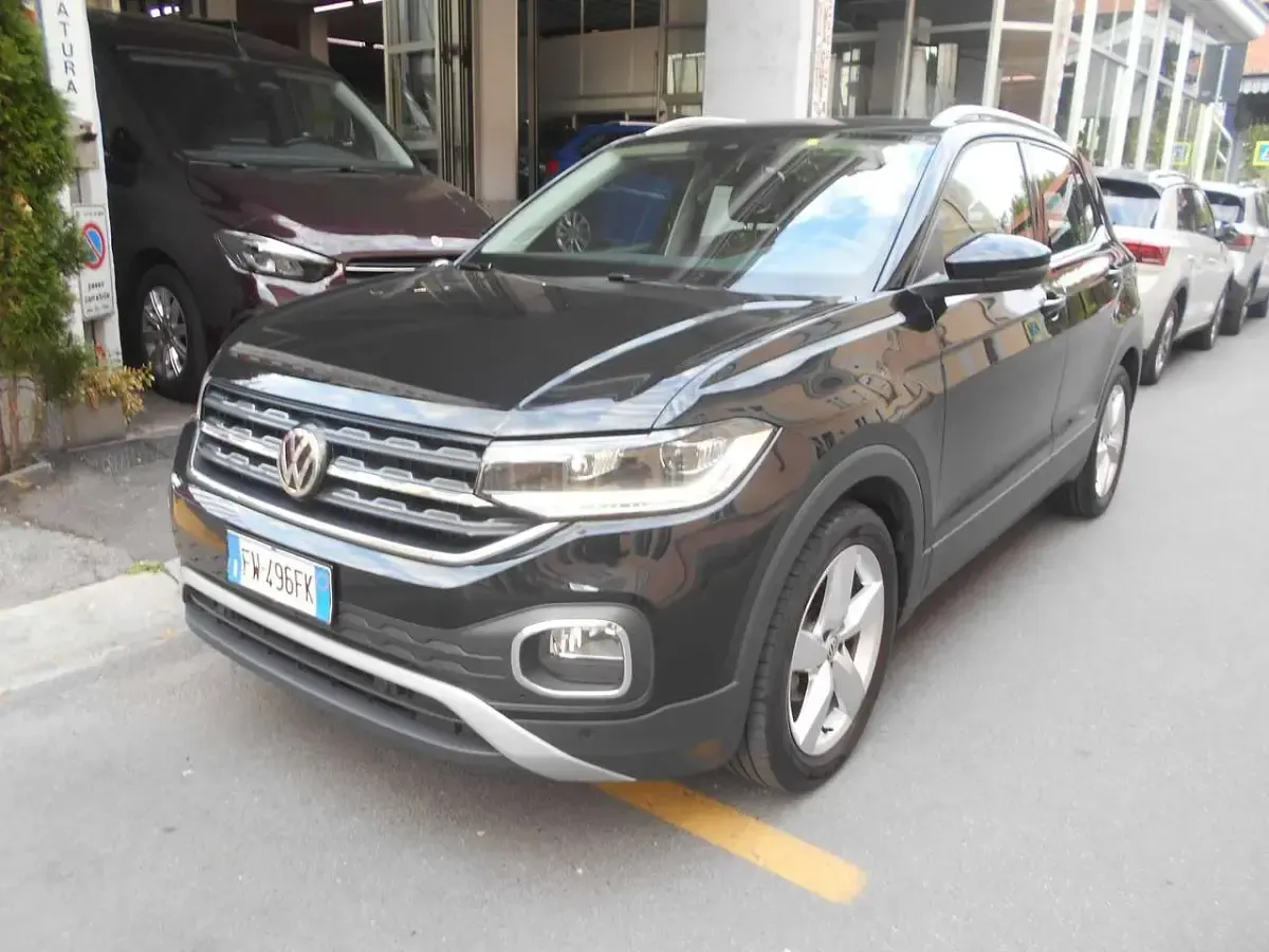 Usata VW T-Cross Advance 116 CV (85 kW) 2019 Nero SUV