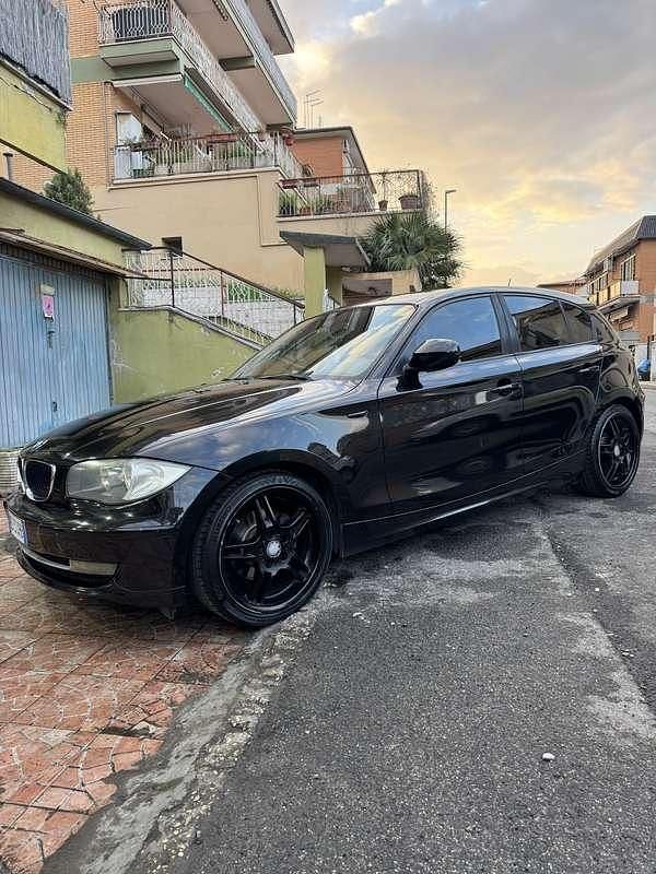 Usata BMW 118 143 CV (105 kW) 2010 Utilitaria