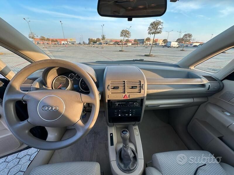 Usata Audi A2 75 CV (55 kW) 2001 Blu/azzurro Utilitaria