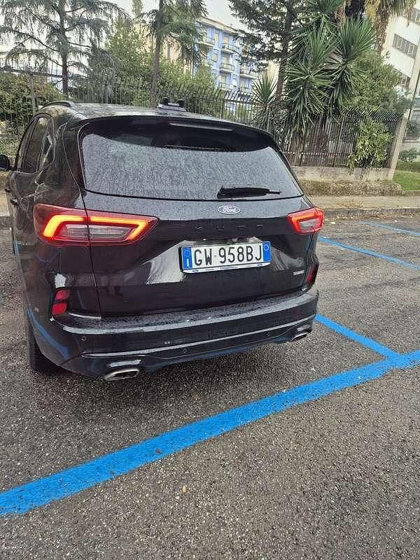 Usata Ford Kuga ST-Line 152 CV (111 kW) 2024 Nero SUV