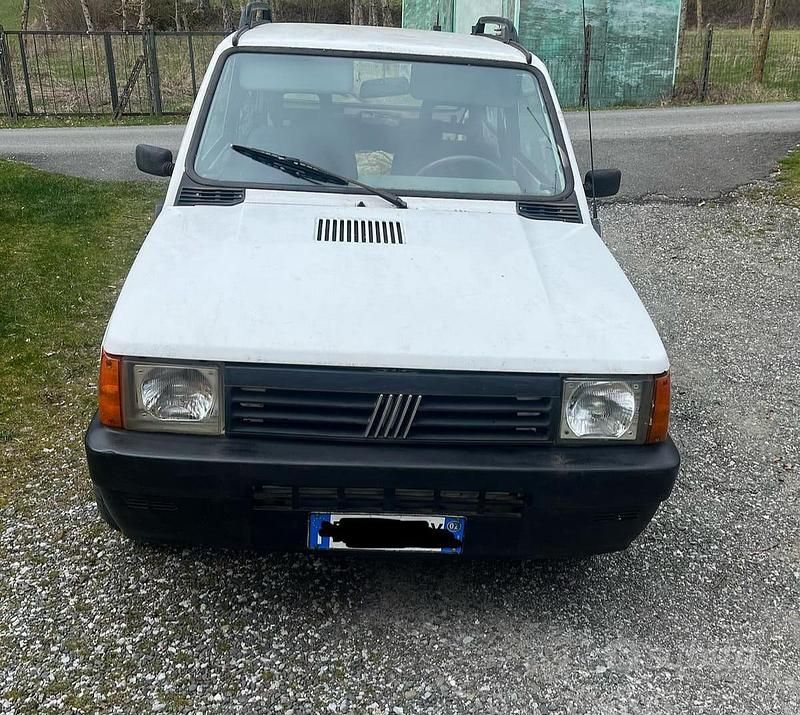 Usata Fiat Panda 4x4 54 CV (39 kW) 2002 Bianco Utilitaria