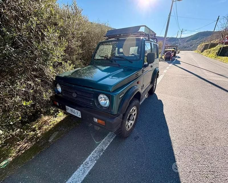 Usata Suzuki Samurai 69 CV (50 kW) 1997 Verde SUV