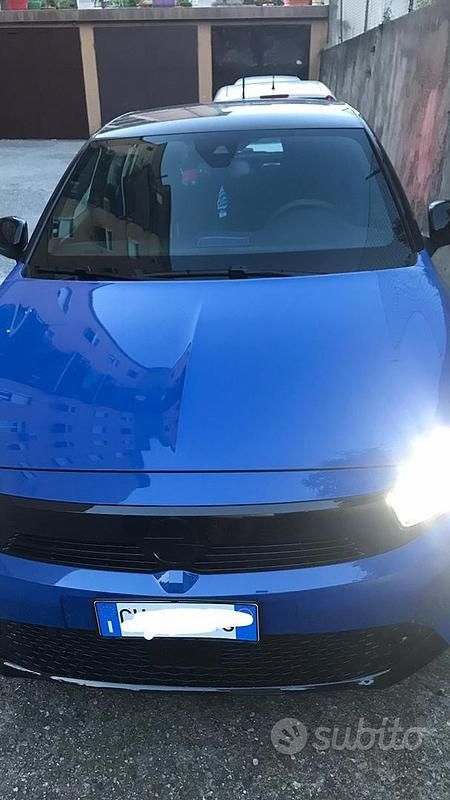 Usata Opel Corsa 69 CV (50 kW) 2024 Blu Berlina