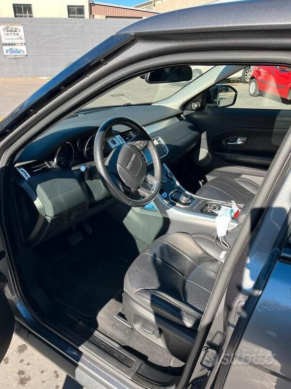 Usata Land Rover Range Rover evoque 150 CV (110 kW) 2018 Grigio SUV