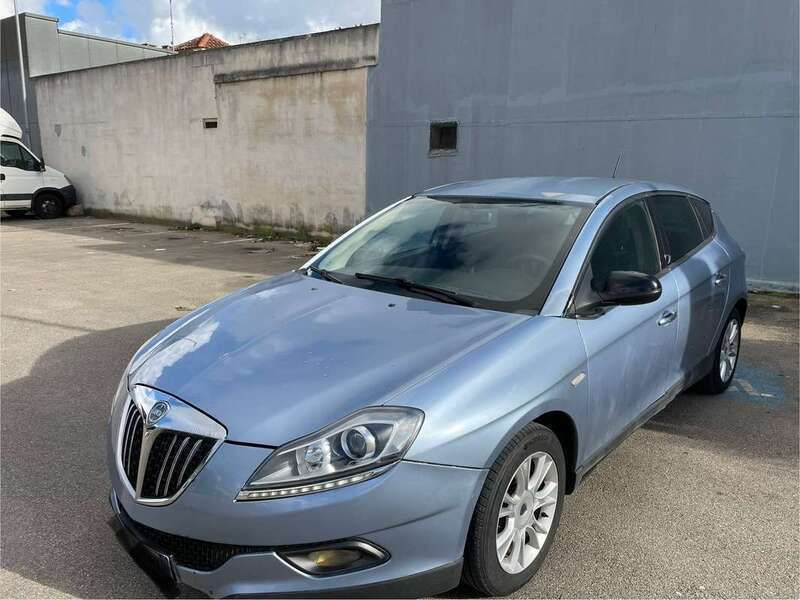 Blu/azzurro Usata 2008 Lancia Delta Tre volumi | 1700 € (Super prezzo) - Immagine 1/4