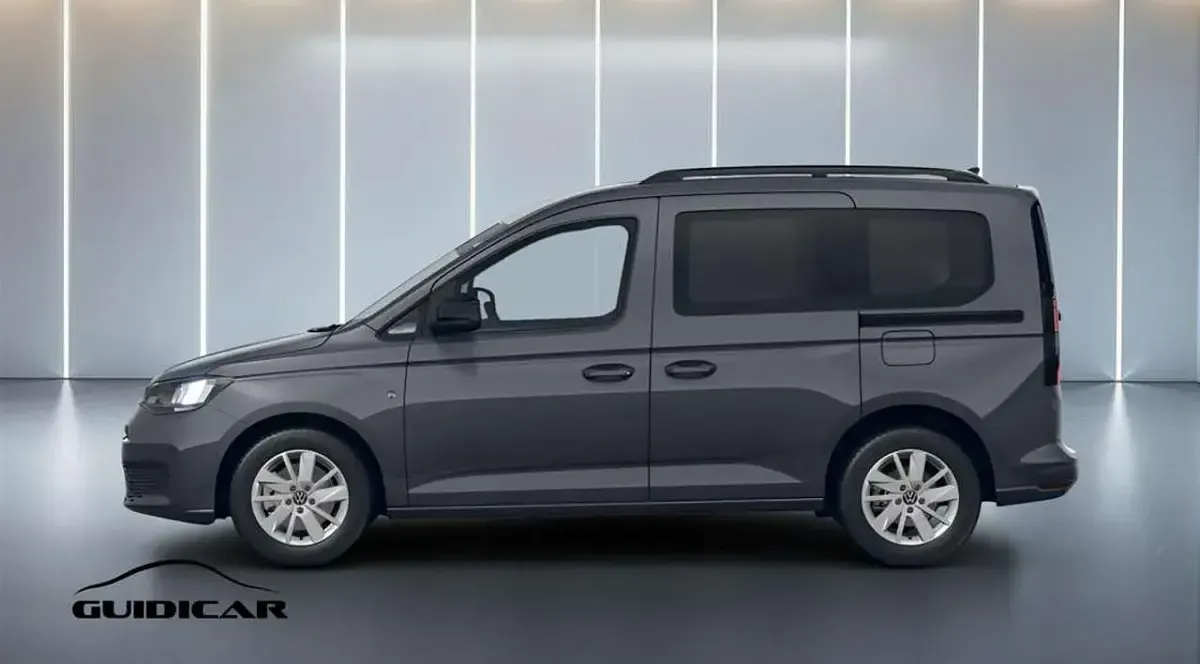 Nuova VW Caddy Life 122 CV (89 kW) 2026 Pure grey Monovolume