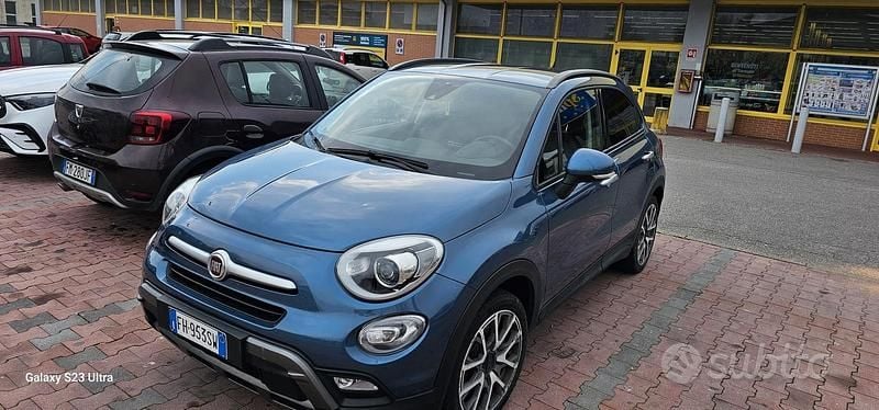 Usata Fiat 500 Cross Plus 120 CV (88 kW) 2017 Blu Station wagon