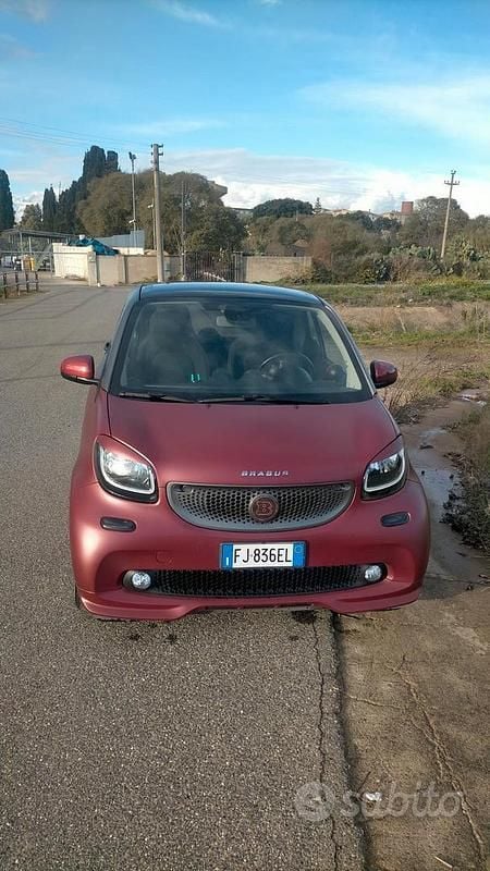 Usata Smart ForTwo Coupé 90 CV (66 kW) 2017 Rosso Coupé