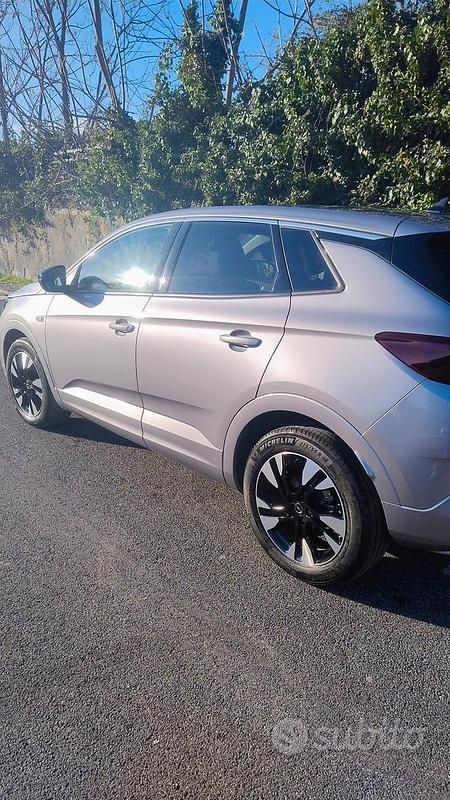 Usata Opel Grandland X 130 CV (95 kW) 2023 Grigio SUV
