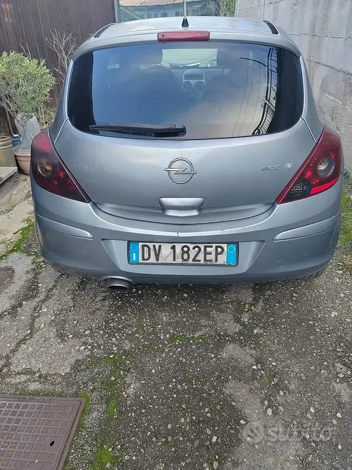 Usata Opel Corsa 75 CV (55 kW) 2009 Grigio Utilitaria