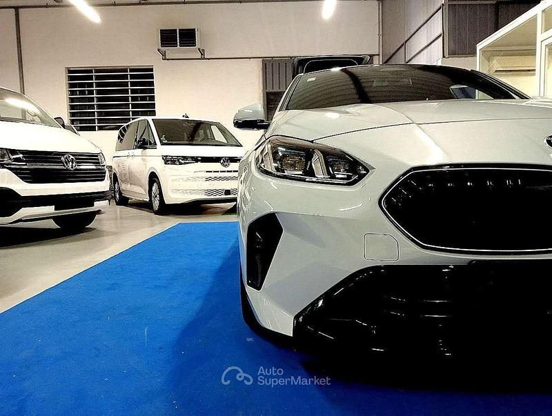 Usata BMW 120 M Sport 170 CV (125 kW) 2025 Grigio Utilitaria