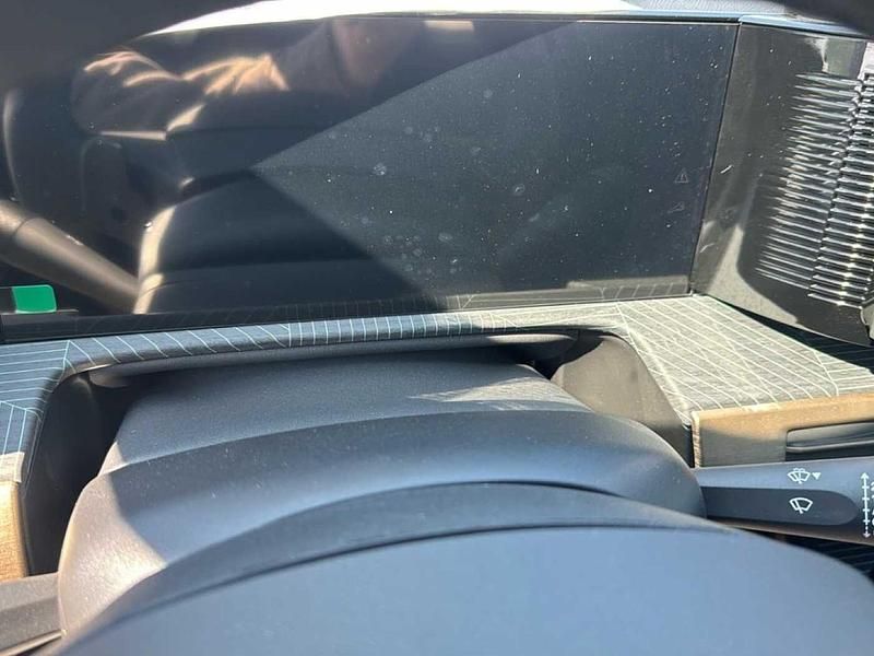 Nuova Lancia Ypsilon 100 CV (73 kW) 2025 Oro Utilitaria