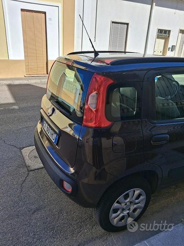 Usata Fiat Panda 85 CV (62 kW) 2012 Marrone Berlina