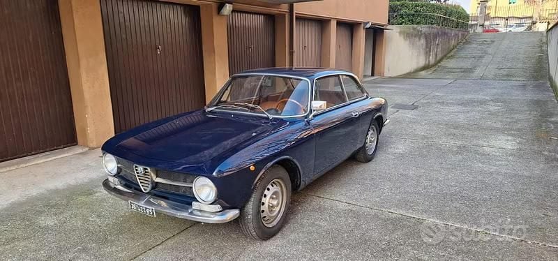 Usata Alfa Romeo GT Junior 1970 Blu Utilitaria